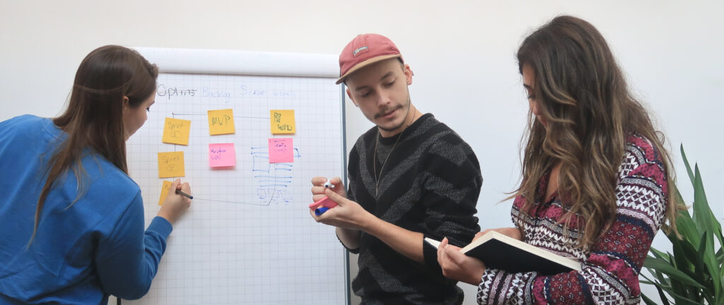 Mitchell in scrum sessie