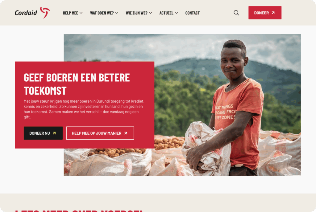 De campagne-pagina "Geef boeren een betere toekomst" met een foto van een jonge man die zakken met oogst vasthoudt.