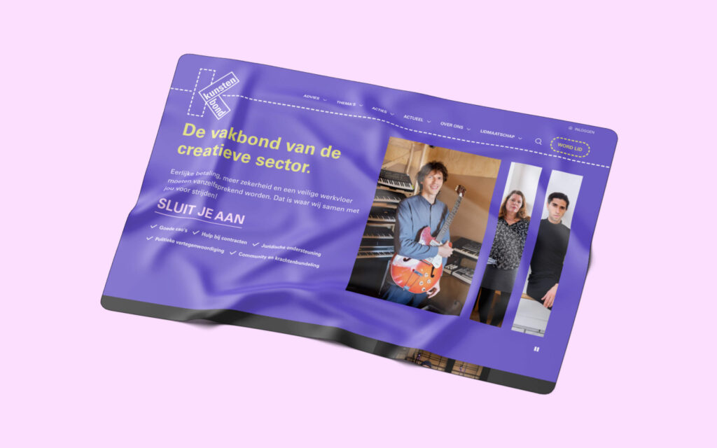 De homepage van Kunstenbond in een papieren mockup