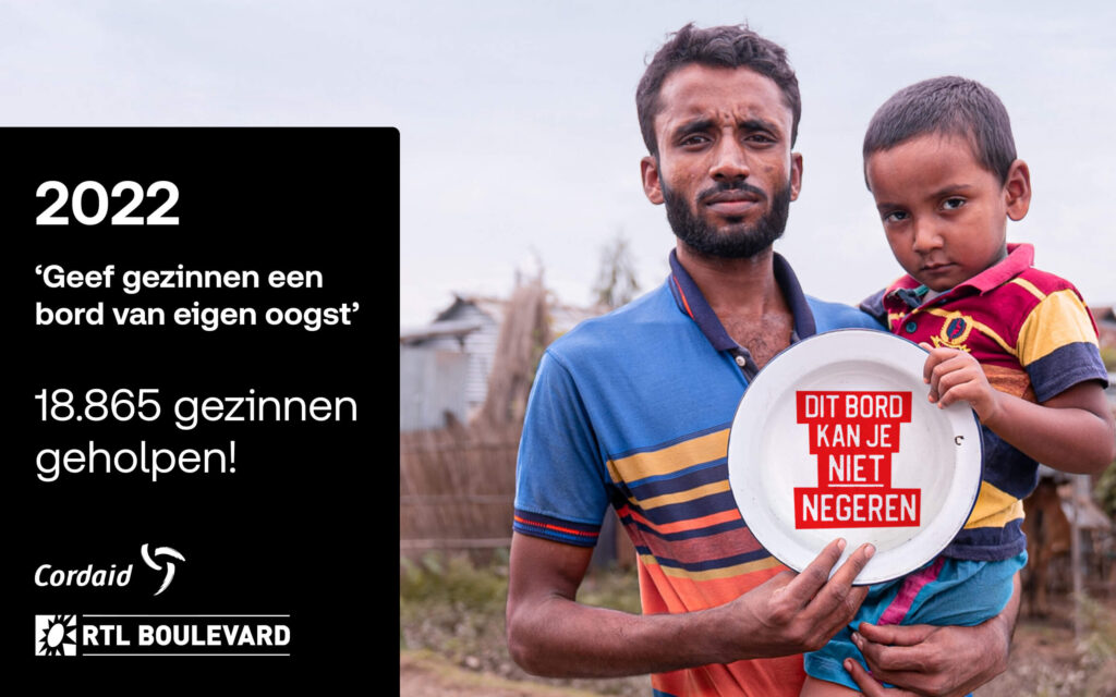 Campagnevisual 2022: 'Geef gezinnen een bord van eigen oogst'. Bevat de tekst '2022', 'Resultaat 2022: 4500 gezinnen geholpen', en de logo's van Cordaid en RTL Boulevard.
